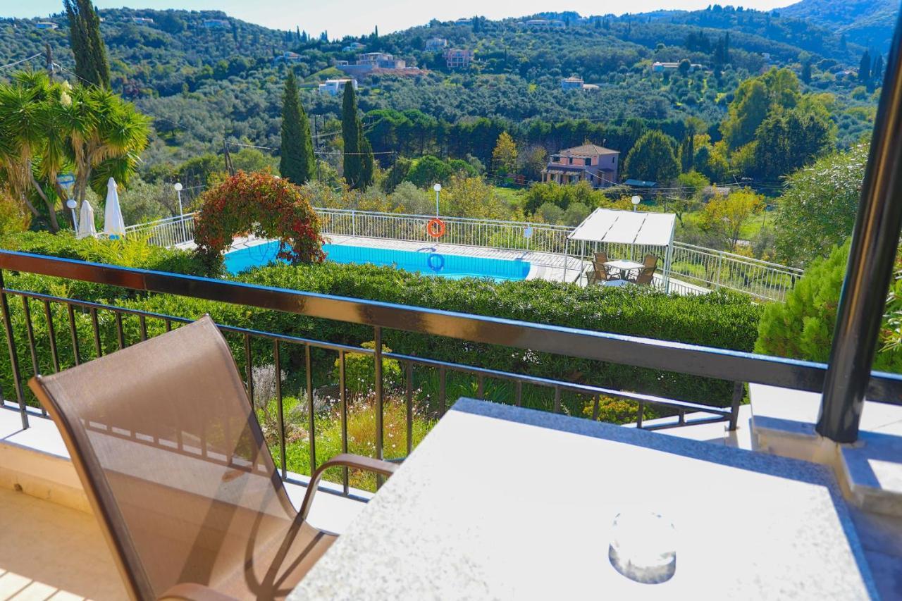 Apartment Cochelli Lower Pool Walk To Wifi Ac *